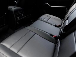 Porsche Cayenne Base AWD 2025