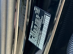 Porsche Cayenne Base AWD 2026