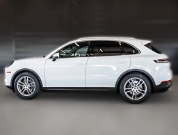 Porsche Cayenne Base AWD 2026