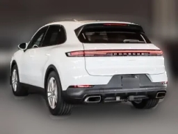 Porsche Cayenne Base AWD 2026