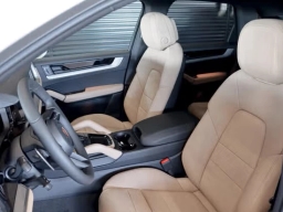 Porsche Cayenne Base AWD 2026