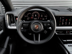 Porsche Cayenne Base AWD 2025