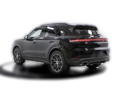 Porsche Cayenne Base AWD 2026