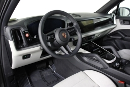 Porsche Cayenne Base AWD 2026