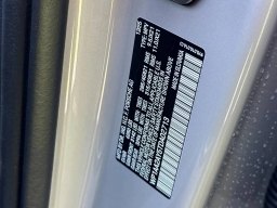 Porsche Cayenne Base AWD 2026