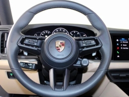 Porsche Cayenne Base AWD 2026