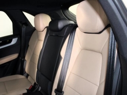 Porsche Cayenne Base AWD 2026