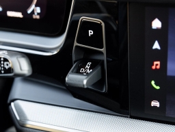 Porsche Cayenne Base AWD 2026