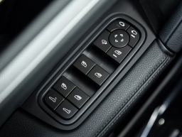 Porsche Cayenne Base AWD 2026