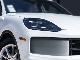 Porsche Cayenne Base AWD 2026