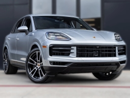Porsche Cayenne Base AWD 2026