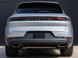 Porsche Cayenne Base AWD 2026