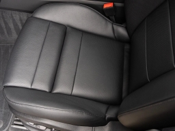 Porsche Cayenne Base AWD 2026