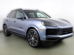 Porsche Cayenne Base AWD 2026