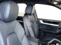 Porsche Cayenne Base AWD 2026