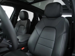 Porsche Cayenne Base AWD 2026