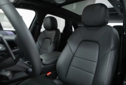 Porsche Cayenne Base AWD 2026