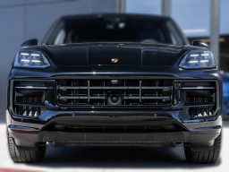 Porsche Cayenne Base AWD 2026