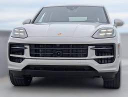 Porsche Cayenne Base AWD 2026