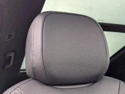 Porsche Cayenne Base AWD 2026