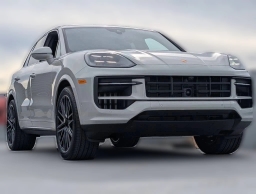 Porsche Cayenne Base AWD 2026