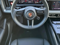 Porsche Cayenne Base AWD 2026