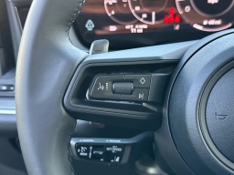 Porsche Cayenne Base AWD 2026