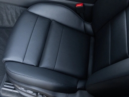 Porsche Cayenne Base AWD 2026