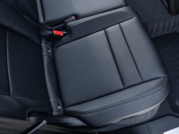 Porsche Cayenne Base AWD 2026