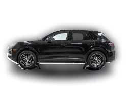 Porsche Cayenne Base AWD 2026