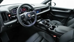 Porsche Cayenne Base AWD 2026