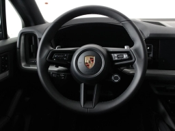 Porsche Cayenne Base AWD 2026