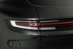 Porsche Cayenne Base AWD 2026