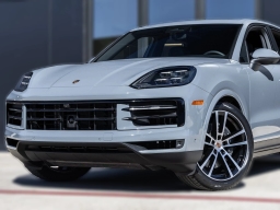 Porsche Cayenne Base AWD 2026