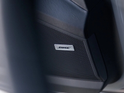 Porsche Cayenne Base AWD 2026