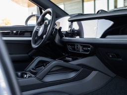 Porsche Cayenne Base AWD 2026