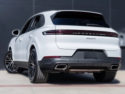Porsche Cayenne Base AWD 2026