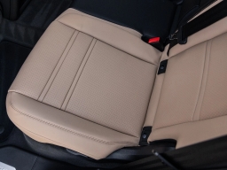 Porsche Cayenne Base AWD 2026