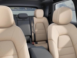 Porsche Cayenne Base AWD 2026