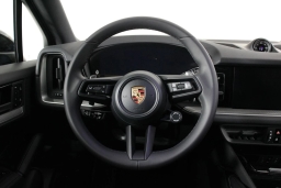 Porsche Cayenne Base AWD 2026