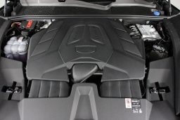 Porsche Cayenne Base AWD 2026