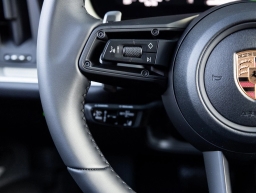 Porsche Cayenne Base AWD 2026