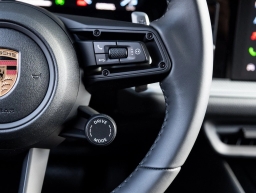 Porsche Cayenne Base AWD 2026