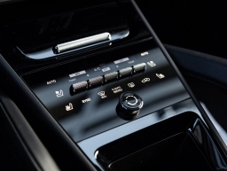 Porsche Cayenne Base AWD 2026