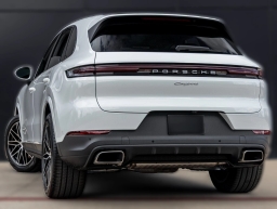 Porsche Cayenne Base AWD 2026