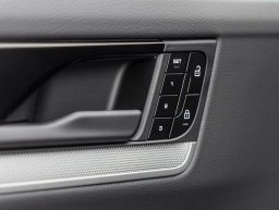 Porsche Cayenne Base AWD 2026