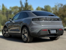 Porsche Macan Electric 4 AWD 2025