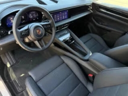 Porsche Macan Electric 4 AWD 2025