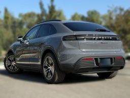 Porsche Macan Electric 4 AWD 2025