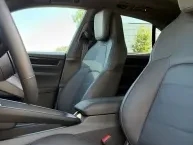 Porsche Macan Electric 4 AWD 2025